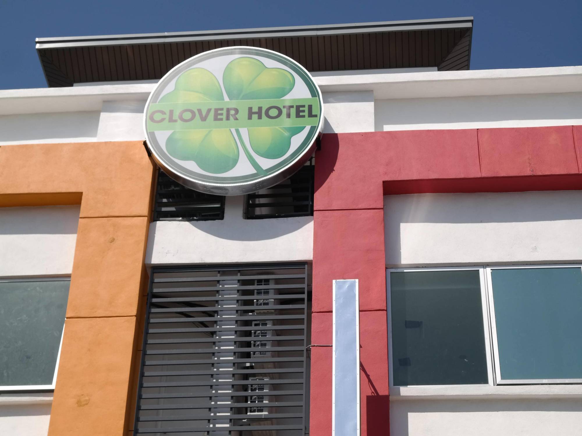 Clover Hotel Port Dickson Exterior photo